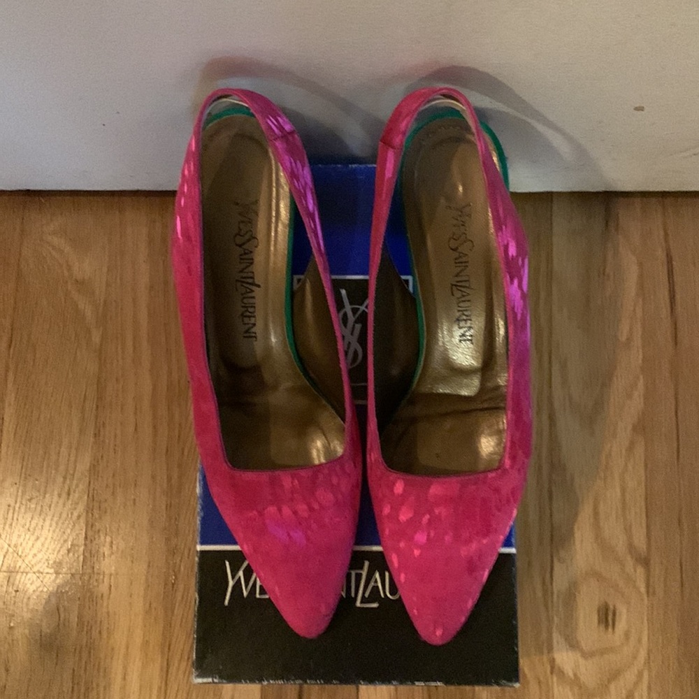 YSL Thierry Fuxia Damask slingback shoe - Picture 2 of 8